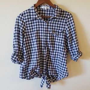 5/15$ Cute blue checkered top